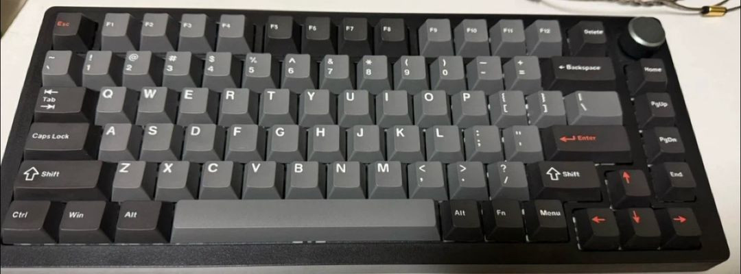 DrunkDeer A75 베어본 블랙 키보드--1