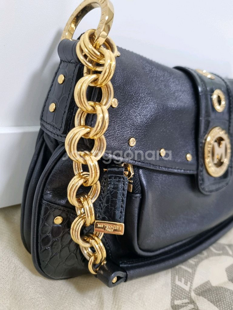 메트로시티 가죽숄더가방--3