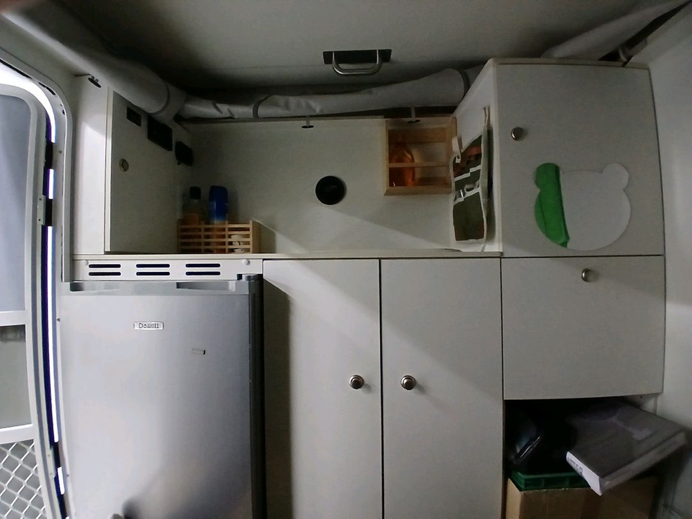 트럭캠퍼 오버레스트 트럭캠퍼 이미지