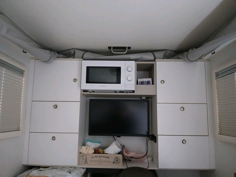 트럭캠퍼 오버레스트 트럭캠퍼 이미지