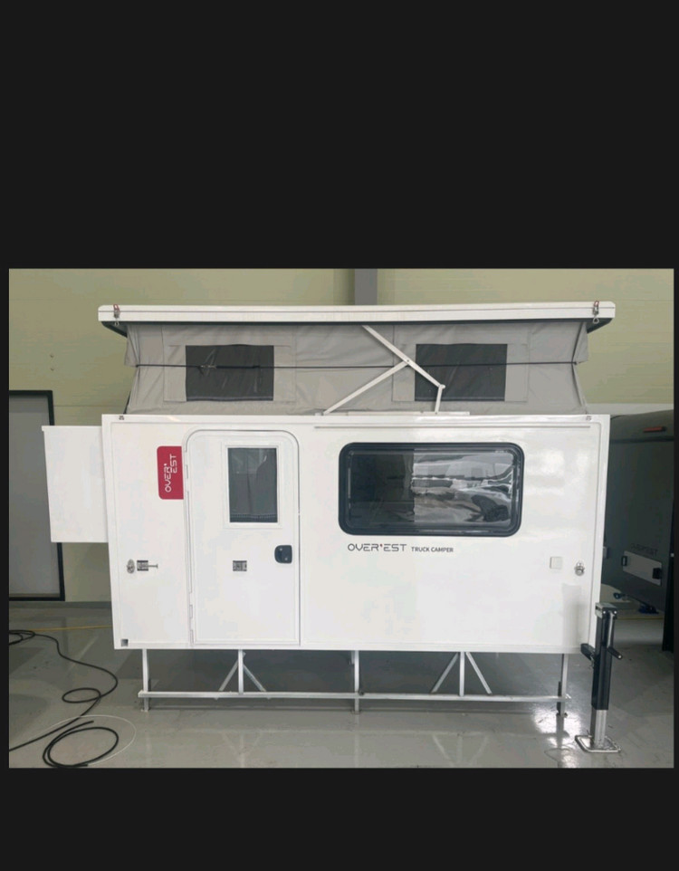 트럭캠퍼 오버레스트 트럭캠퍼 이미지