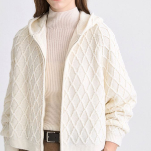 [타임] 캐시미어블렌드 케이블 후드집업 점퍼 (현 판매가 845,000원)