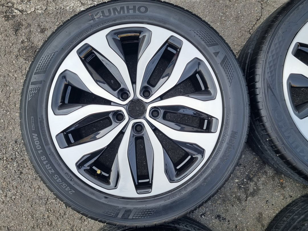 SM6 18인치 2454518 휠타이어 팝니다--3