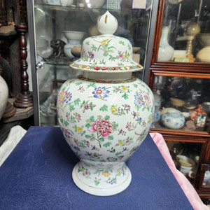 중국 분채 화문 장군병도자기