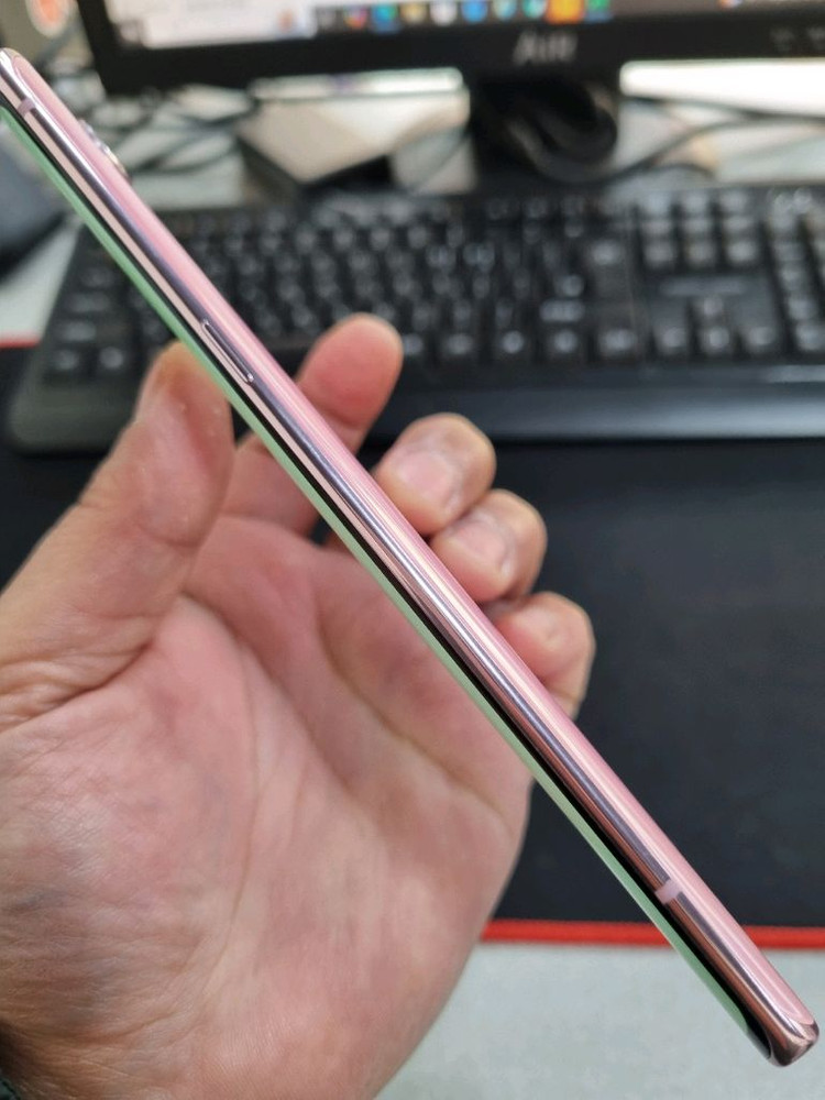 LG벨벳 128G 무잔상 깨끗한 중고폰 싸게팔아요 이미지