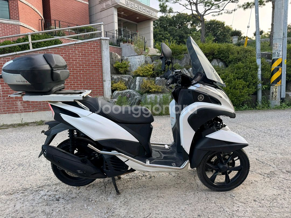 야마하 트리시티125 19년형 화이트컬러 판매합니다--3