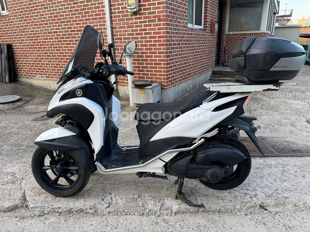 야마하 트리시티125 19년형 화이트컬러 판매합니다--5