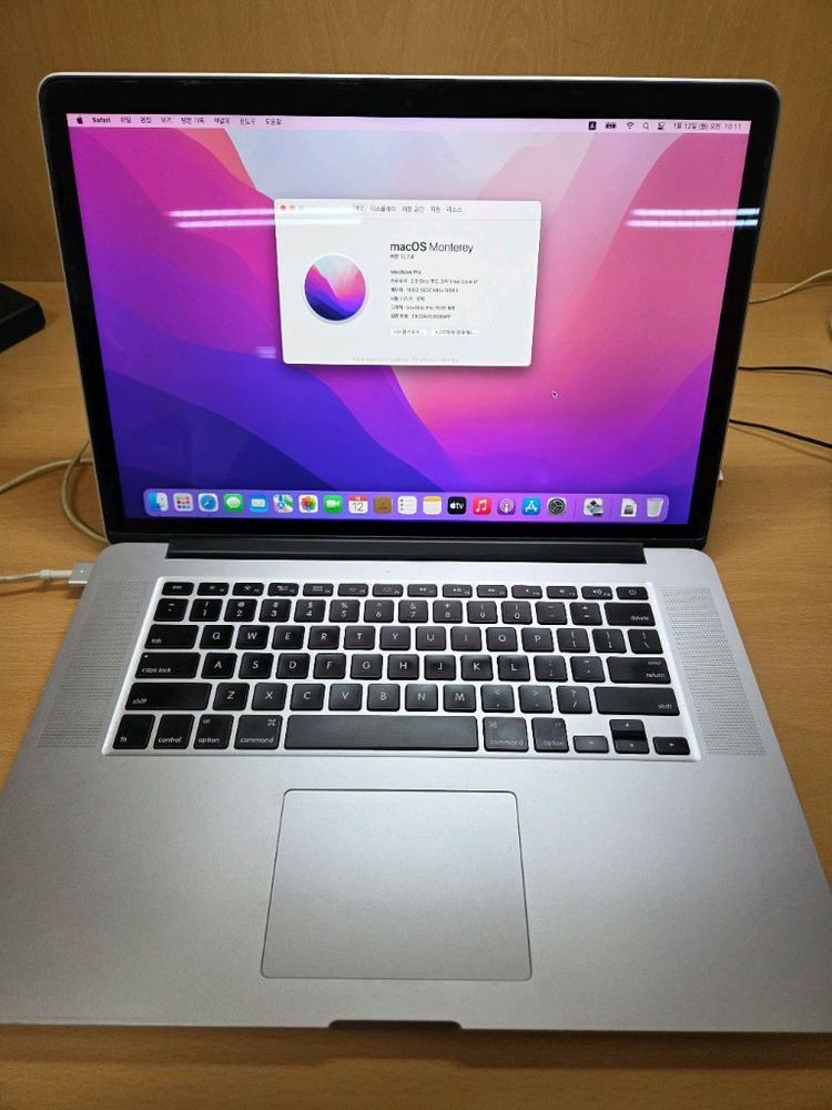 2015 맥북프로 15인치 16/512--1