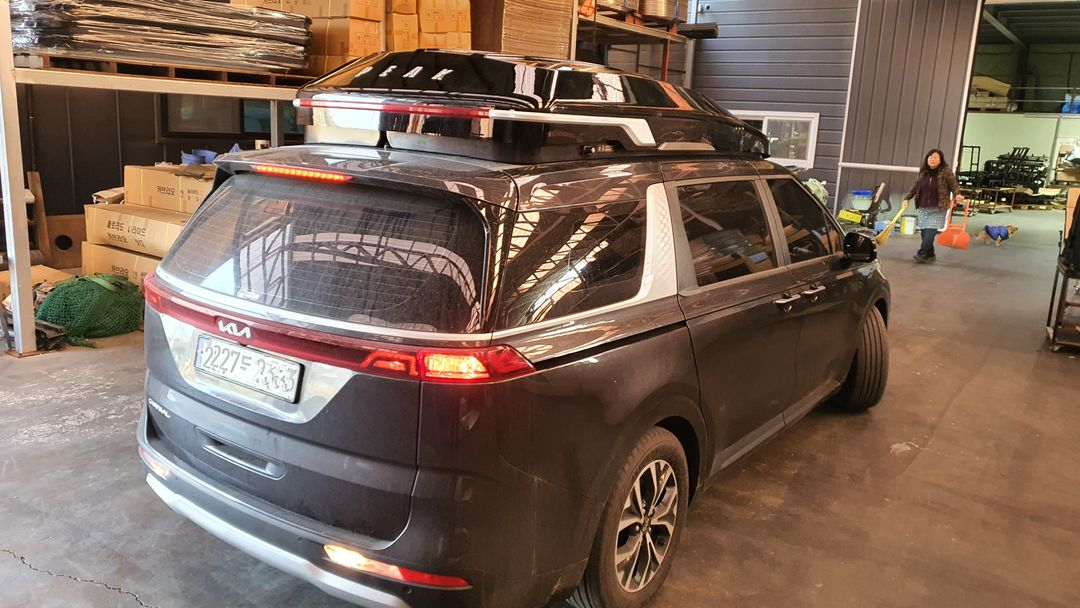 4세대 ka4 카니발 하이브리드 루프박스 판매합니다--4