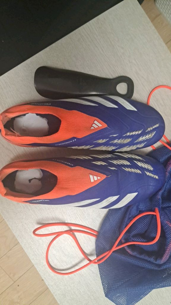 아디다스 프레데터 엘리트 축구화 팝니다 아직 안팔렸습니다 이미지