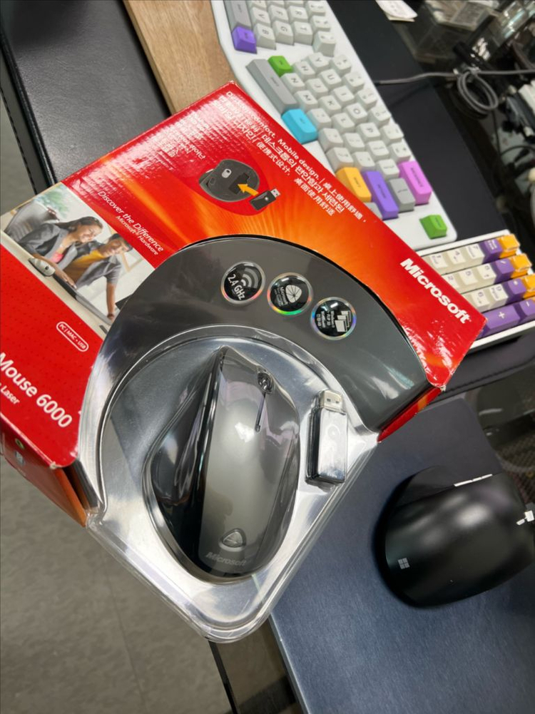 마이크로소프트 무선 레이저 마우스 6000 이미지