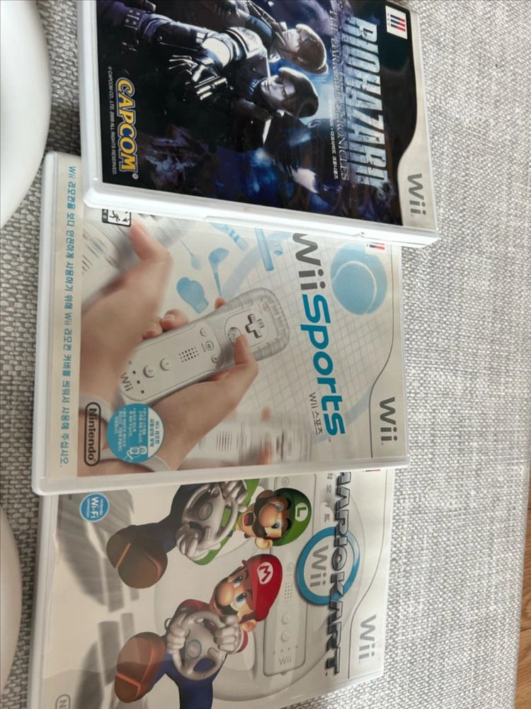 닌텐도 Wii 본체 + 게임CD 이미지