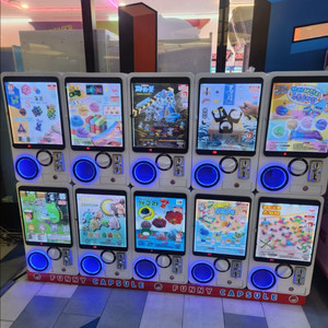 퍼니랜드 캡슐뽑기 기계 이미지