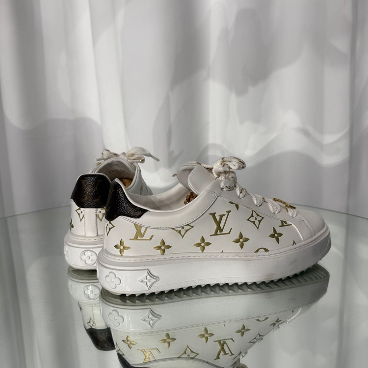 [정품] 루이비통 타임아웃 골드 스니커즈 38사이즈--4