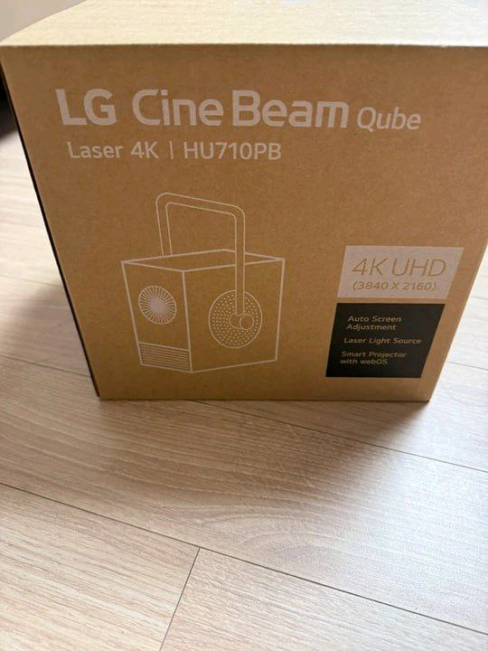 LG 시네빔 큐브 레이저 4K HU710PB(미개봉/새상품)--1