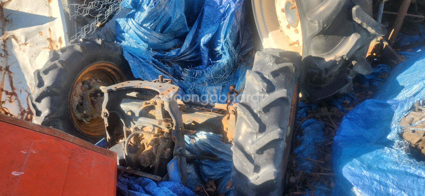 동양 25마력 TL2540 트랙터 트랙트 트렉터 트렉트 엔진이상 분리해놓은 부품용이나 수리용--1