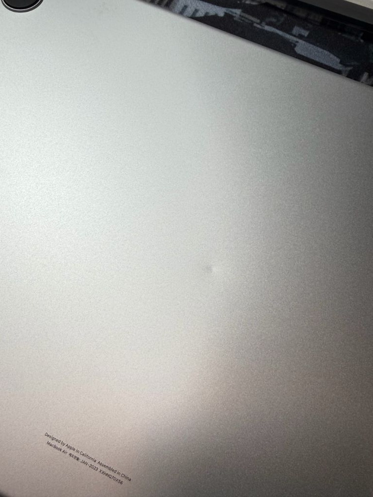 M2 맥북에어 (키스킨 / 저반사필름 부착)--2