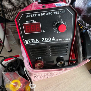 인버터 DC 아크 용접기 200A