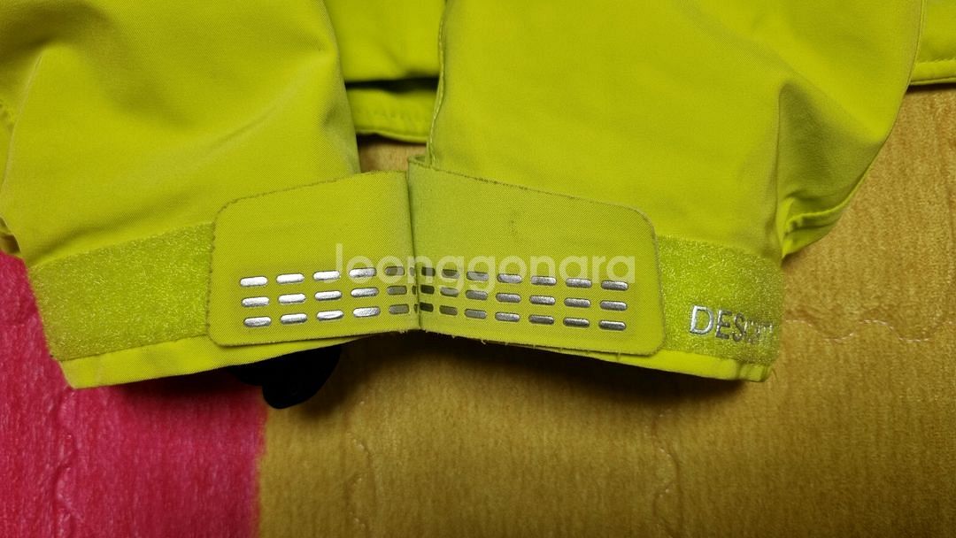 데상트 스키복 세트 팝니다. 여성용--2