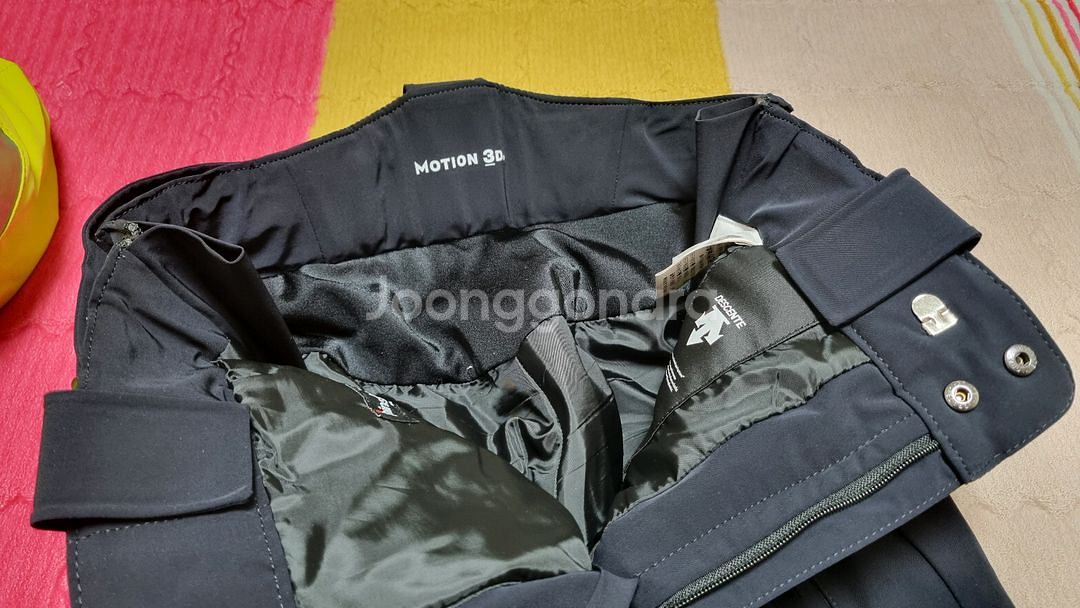 데상트 스키복 세트 팝니다. 여성용--6