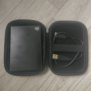 SEAGATE 2TB 외장하드 이미지