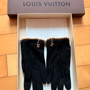 루이비통 스웨이드 여성 장갑