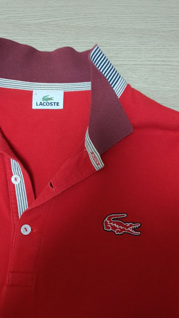 라코스테 빨간색 긴팔티셔츠 5사이즈 4만원--3