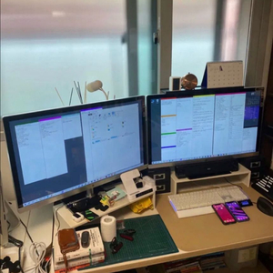 서울 데스크탑, 모니터 2개, 키보드, 스피커 풀세트 일괄