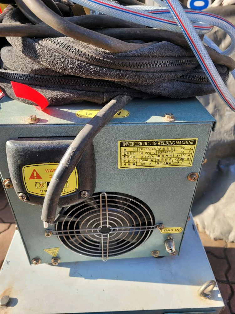 알곤용접기 250A--2