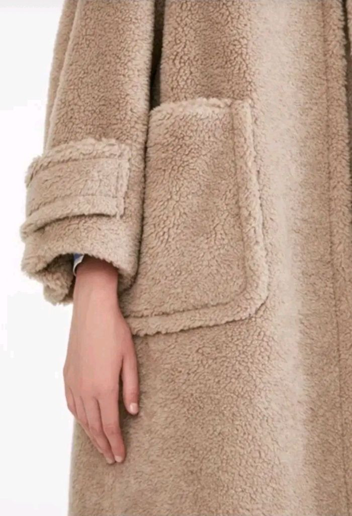 막스마라위켄드 테디베어 코트 이미지