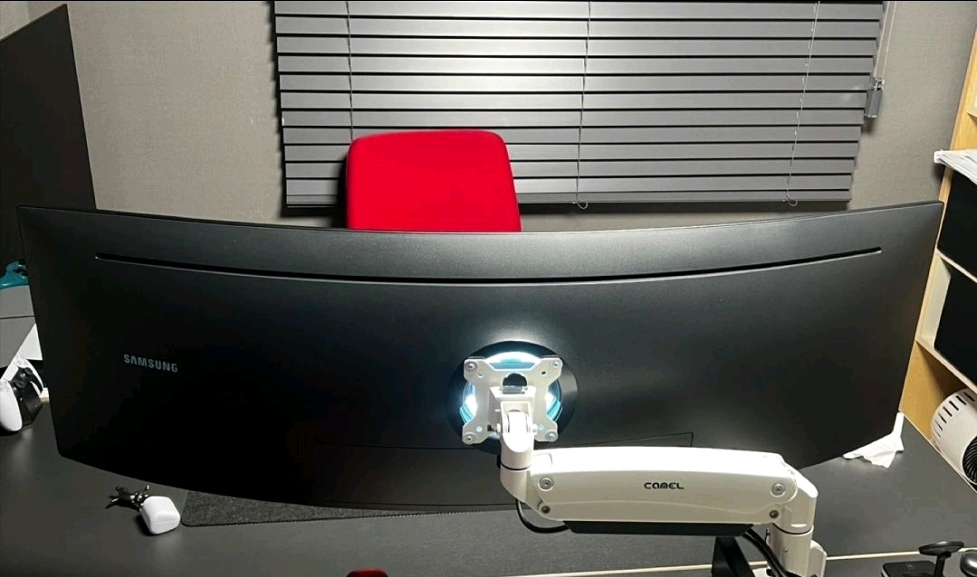 삼성 울트라 와이드 모니터 C49RG90 팝니다 이미지