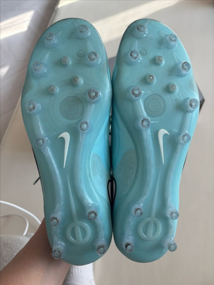 나이키 티엠포 엘리트 ag 260--4