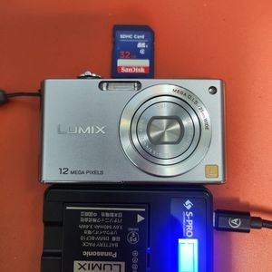 파나소닉 레트로 똑딱이 카메라