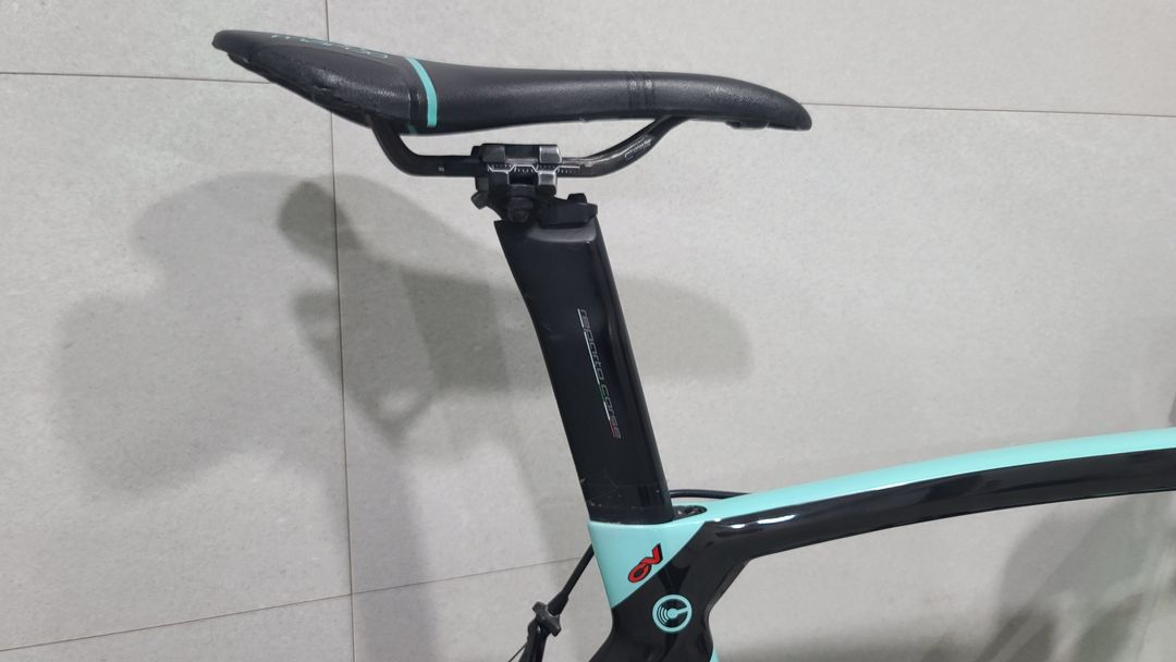 비앙키 올트레 XR4 로드 자전거 55size--4