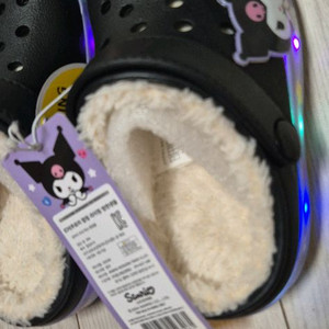 산리오 LED 겨울 털 슬리퍼