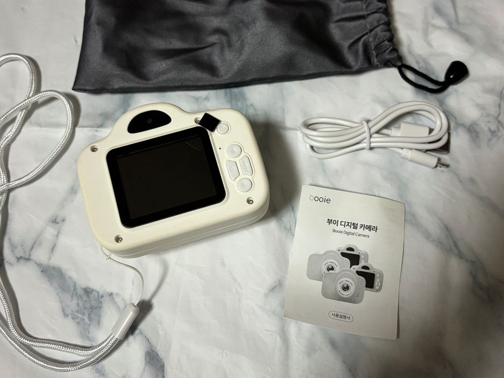 부이 디지털 카메라 이미지