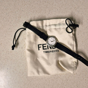 FENDI 여성 FENDI F250024011 손목시계