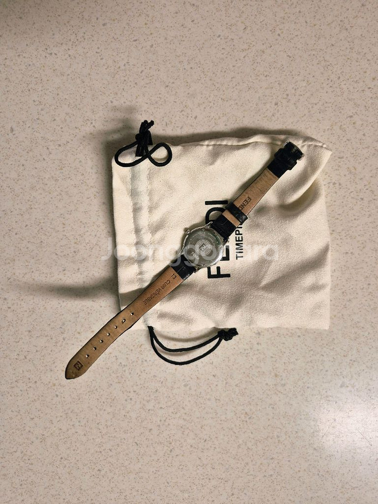 FENDI 여성 FENDI F250024011 손목시계--1