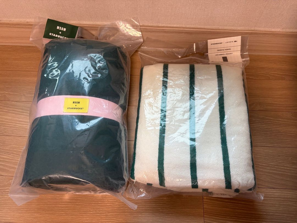 스타벅스 MSGM 그린(블랭킷,양말)+라코스테 타월(스트라이프) 일괄로 판매 해요~ 새상품--3