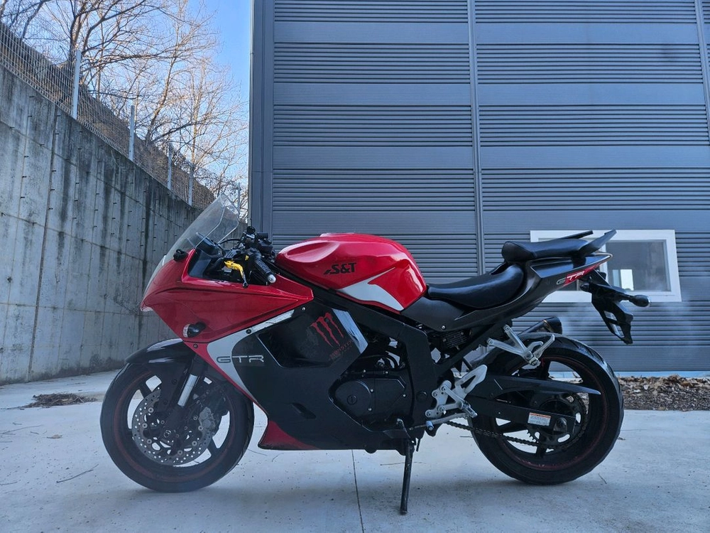 코멧250r/15년식/2만키로/90만원 이미지