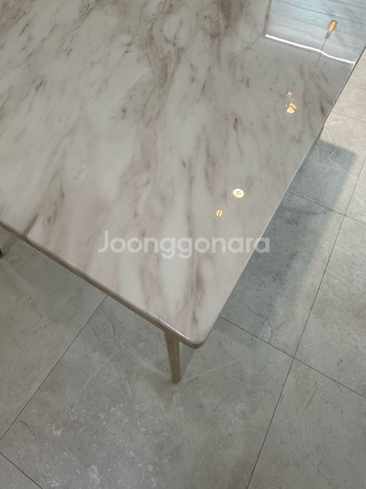 대리석 패턴 식탁--2