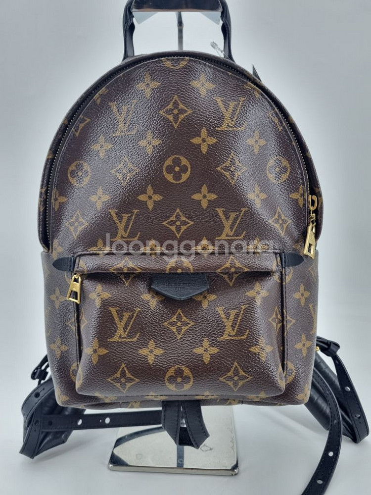 중고 루이비통 백팩--2