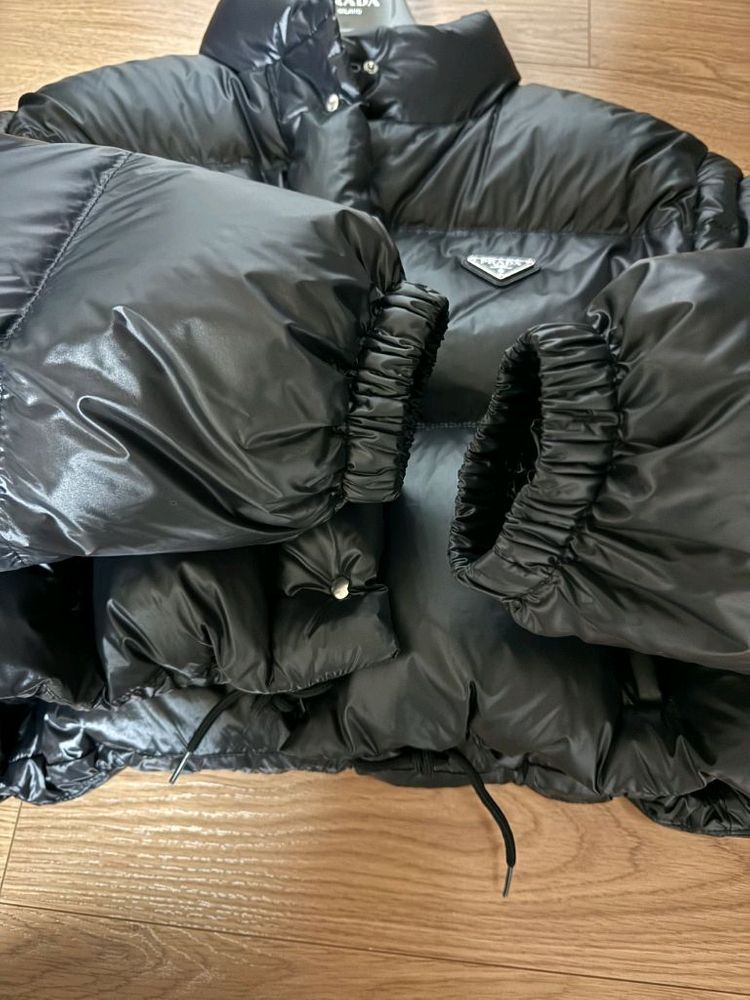 프라다 리나일론 패딩(가격내림)--3