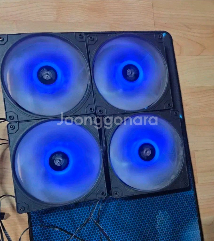 140mm pc 쿨링팬 4개 컨트롤러 밝기조절 까지--1