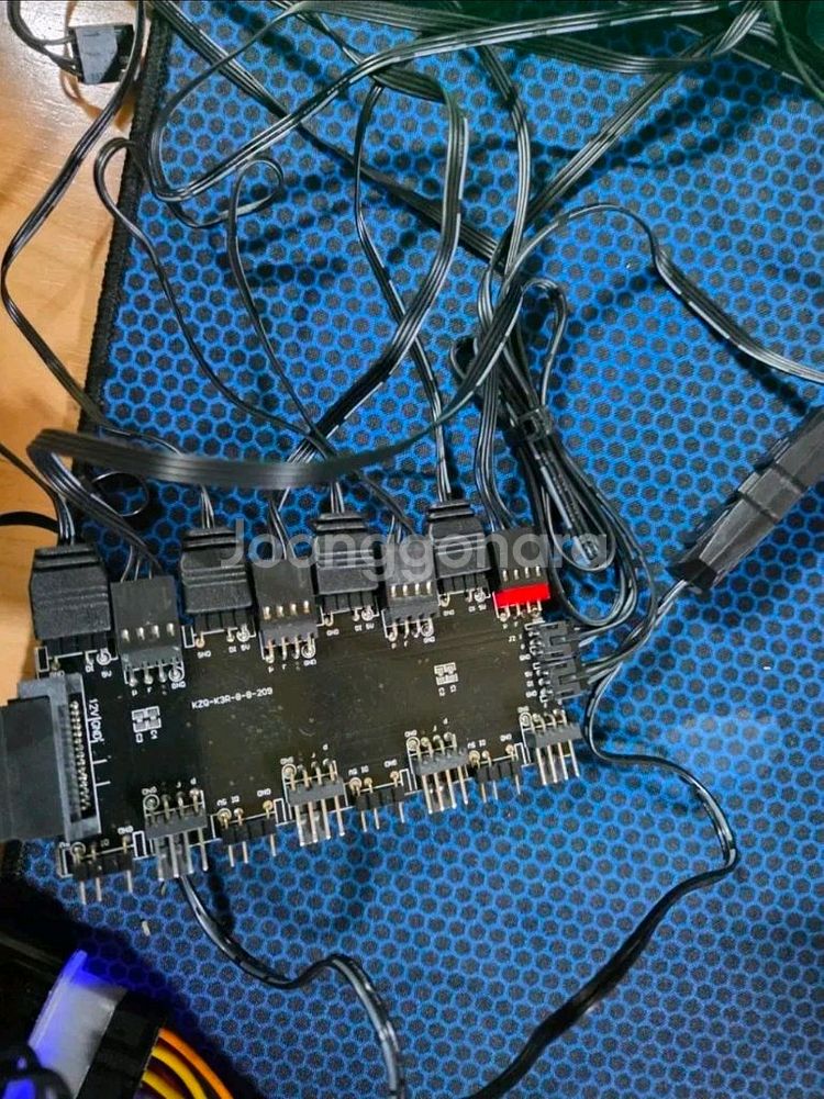 140mm pc 쿨링팬 4개 컨트롤러 밝기조절 까지--8