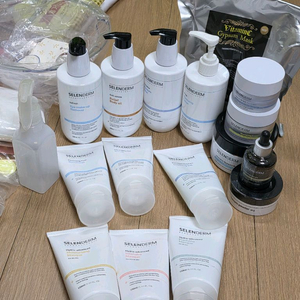 셀렌덤 스킨케어 세트 & 피부미용 재료들 이미지