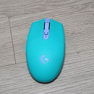 로지텍 G304 게이밍 무선 마우스