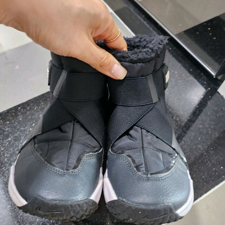 나이키 키즈 부츠 210--4