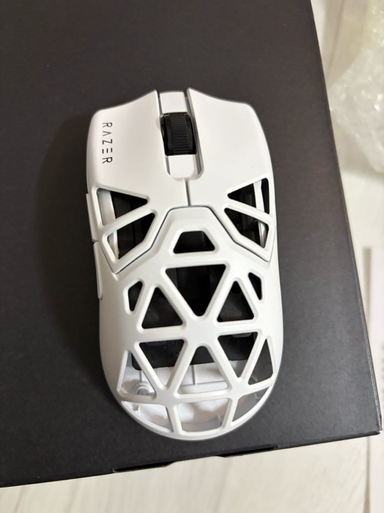 레이저 바이퍼 미니 시그니처 화이트--1