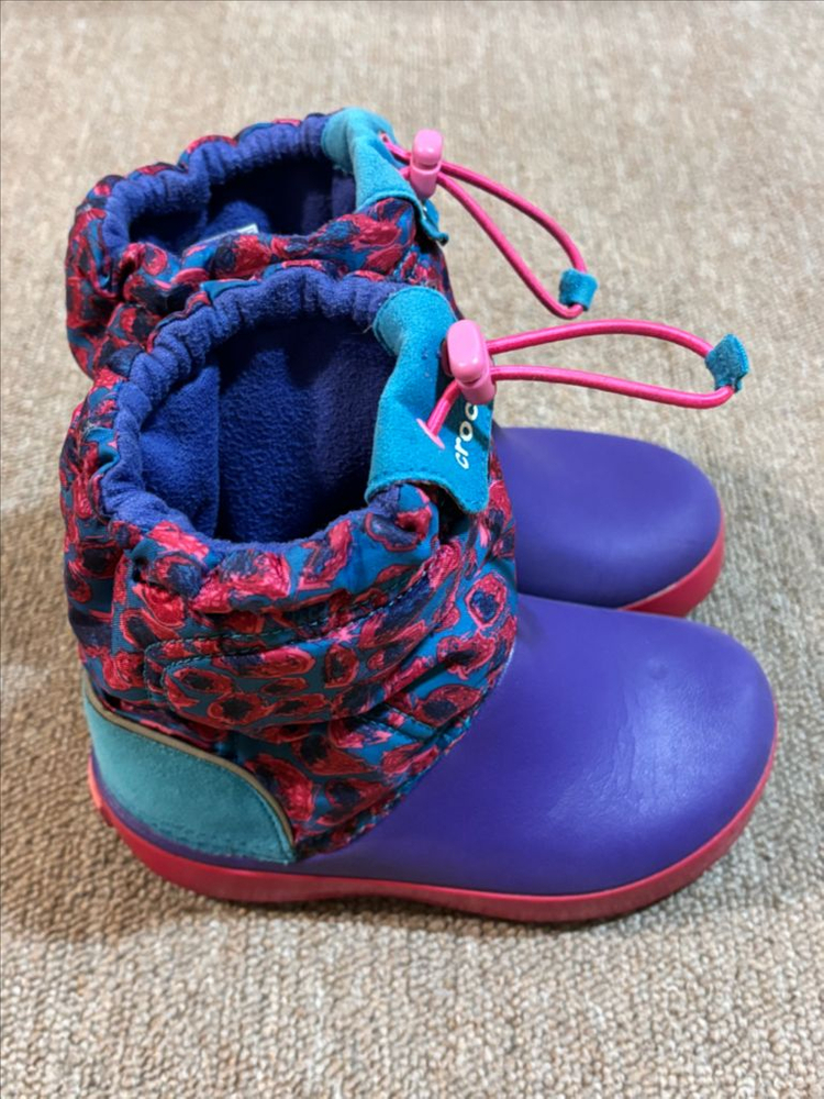 크록스 키즈 패딩부츠 c11--1